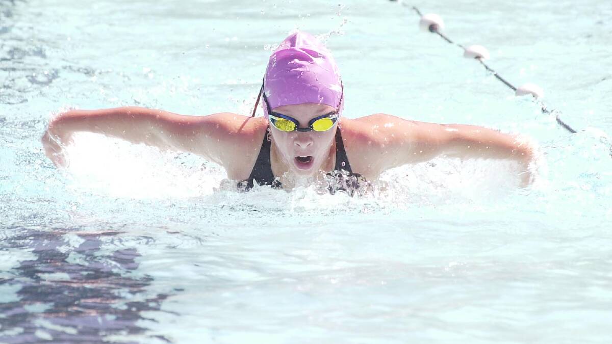 Rebecca Nolen from Koondrook competes in the 50m butterfly at the Loddon Campaspe Zone primary school swimming championships at Bendigo East pool in 2005. 