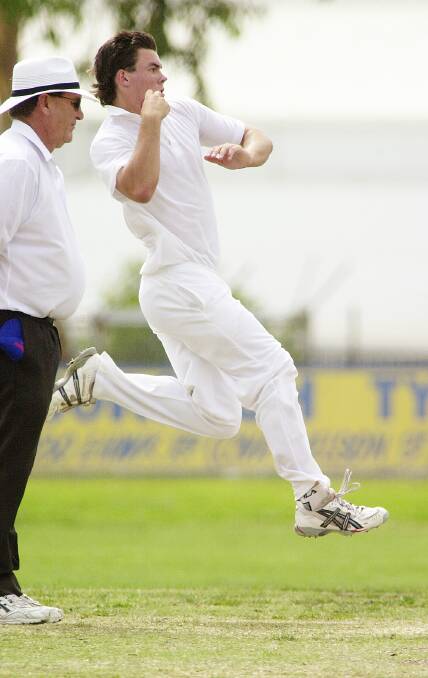 Adam Nunn bowls for Kyabram at the 2005 Bendigo Country Cricket Week carnival. 
