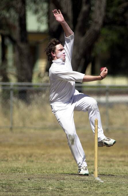 Peter Downs bowls for Hamilton in 2005. 
