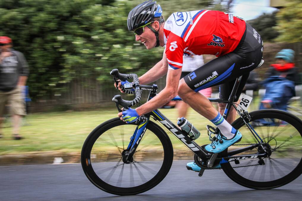 PURSUIT: Zak Dempster racing in the Mitchelton Wines-backed Bay criterium series. Dempster was runner-up in the title race. Picture: Dion Jelbart 