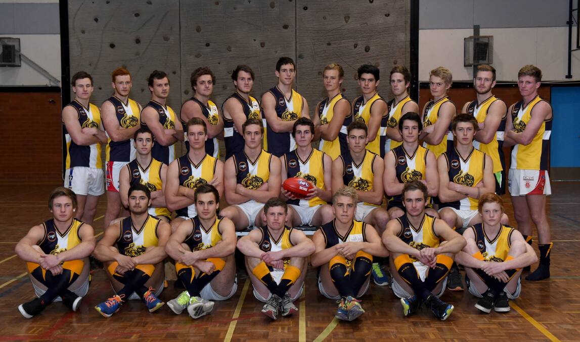 CHASING PREMIERSHIP: The Bendigo Senior Secondary College squad for Sunday's SSV premier league grand final to be played at the MCG. Picture: JODIE DONNELLAN