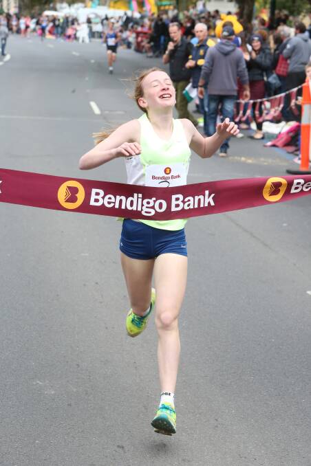 Rochester Secondary College's Zahra Hayes win the years 7-8 girls title at the Bendigo Bank Dragon Mile. 
