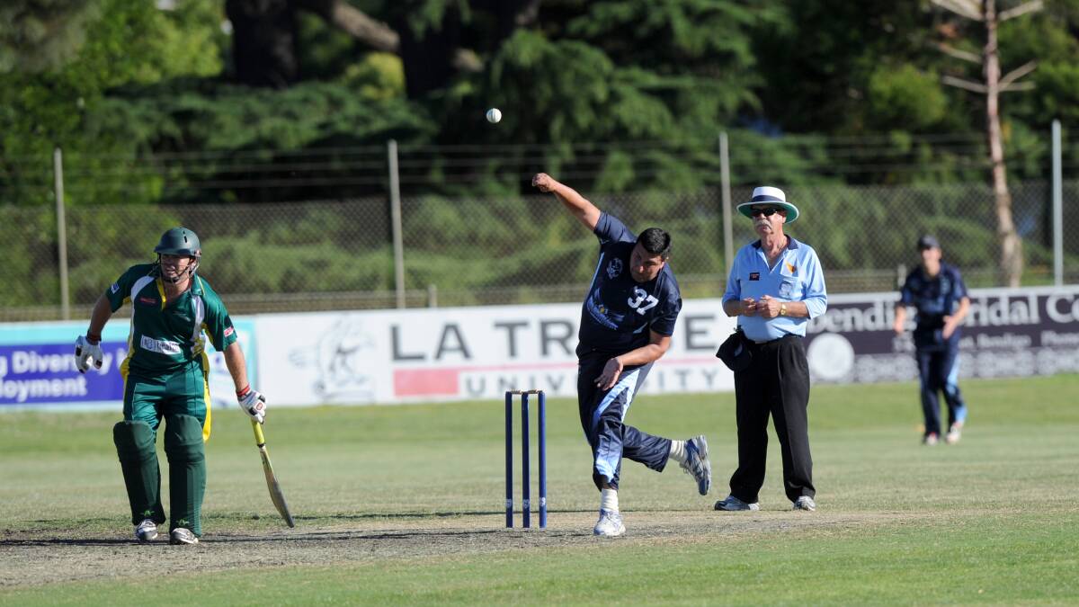 ALL-ROUNDER: Tarek Moughanie bowls for Eaglehawk in Tuesday night's Twenty20 clash with Kangaroo Flat Dower Park. Pictures: JODIE DONNELLAN