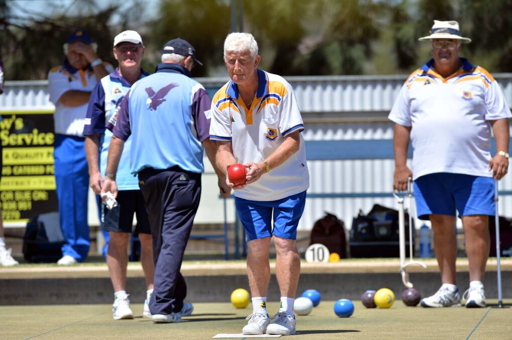 HE'S READY: Golden Square's John Read prepares to bowl in last Saturday's division one victory on Eaglehawk's greens. Picture: BRENDAN McCARTHY