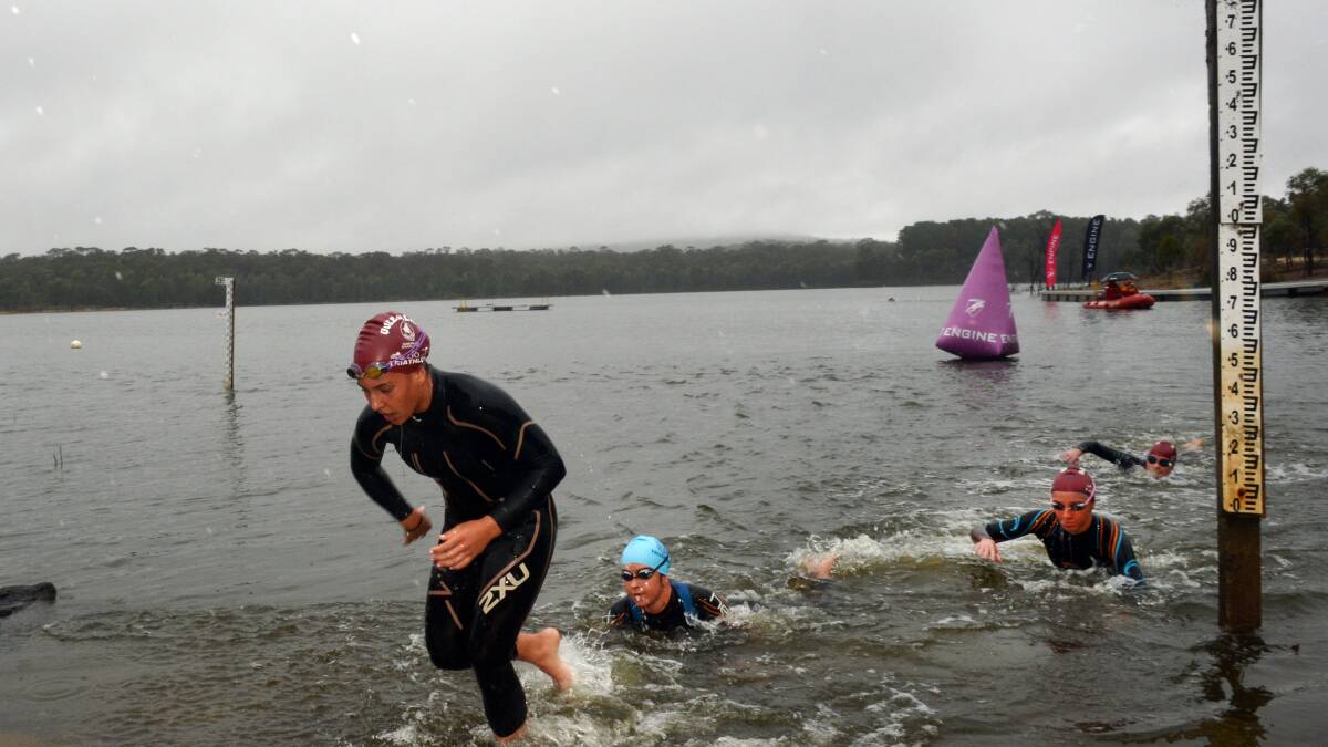 Students face tri-ing conditions at champs
