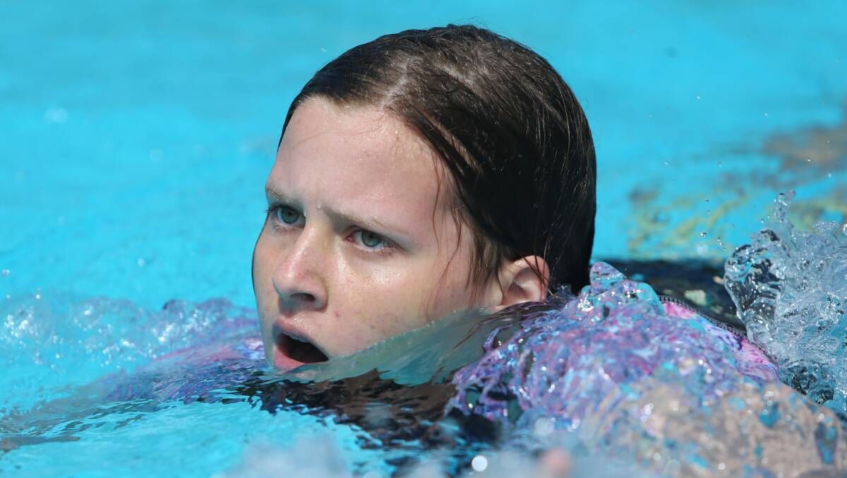 
Sarah Maggs competes at Eaglehawk Secondary College's swimming championship. Picture: GLENN DANIELS