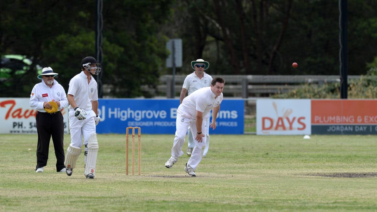 Strathfieldsaye's Ben Devanny captured eight wickets in the tied clash with Huntly North Epsom at Flight Centre Park. Picture: JIM ALDERSEY