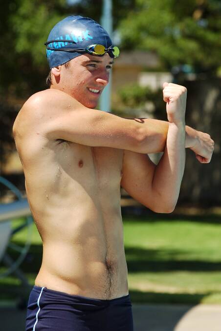Jono Gawthrop, then swimming with Eaglehawk, warms up before a training session in 2006. 