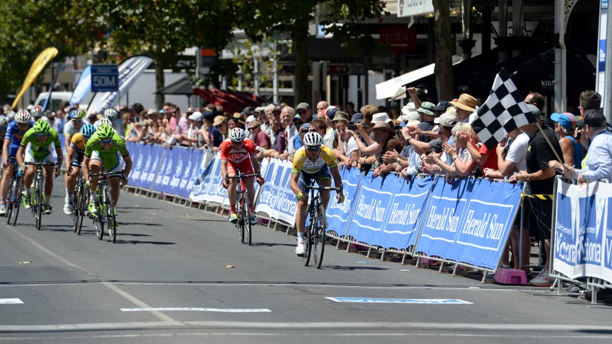 TOO SLICK: Simon Gerrans wins the bunch sprint near Hotel Shamrock to be fourth overall in the Ballarat-Bendigo leg of the tour. Picture: JIM ALDERSEY