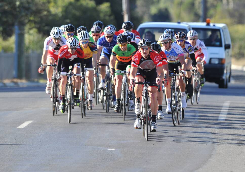 Lierich rules cycling race to Melville Caves