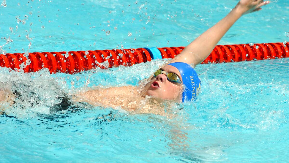 Bendigo Swimming Club's Matthew Sherlock contests a backstroke final at the 2006 district titles. 