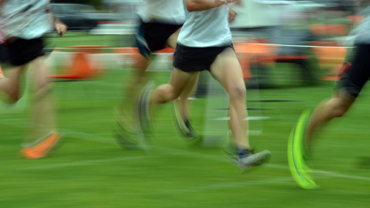 1600 m race.
Picture: BRENDAN McCARTHY