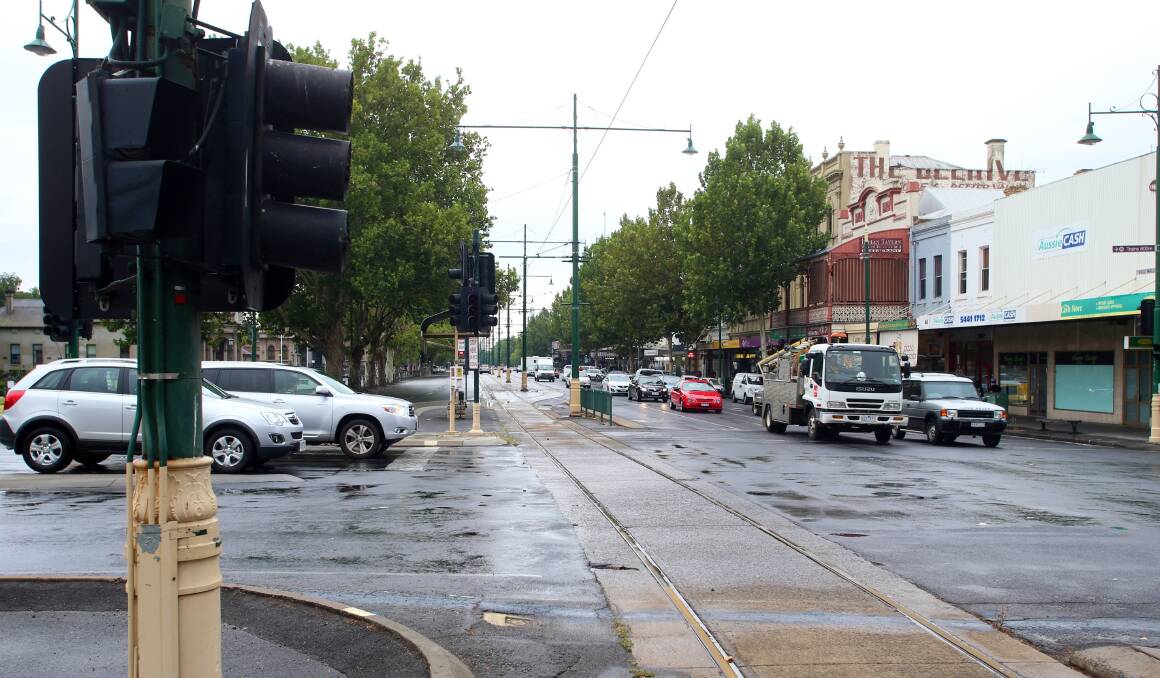 Traffic lights are out on Pall Mall and Mitchell Street. Picture: PETER WEAVING