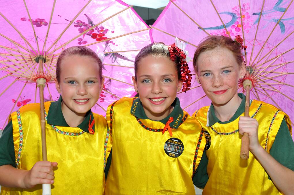 Georgia Lee, Kiarni Walla and Grace Hill from Kangaroo Flat Primary School. Picture: JODIE DONNELLAN 
