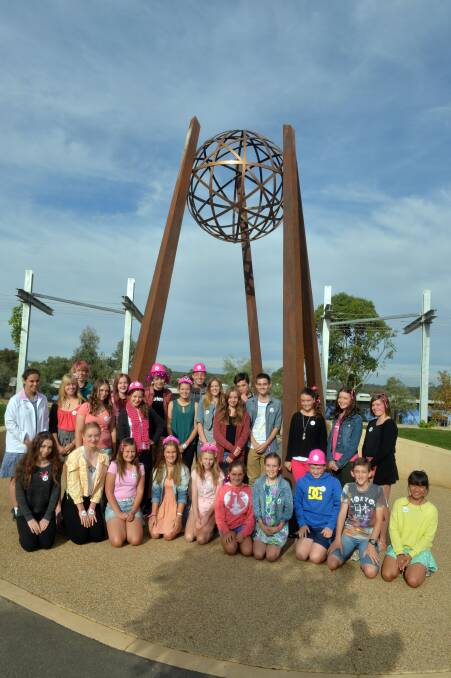 Students wear pink for the Kristy Thomson Appeal fundraiser. Picture: BRENDAN McCARTHY
