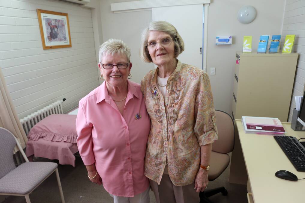 EARLY DETECTION: Breast cancer survivors Wilma Bidmade and Myra Potter are encouraging women to get their breasts checked at Bendigo BreastScreen. Pictures: PETER WEAVING
