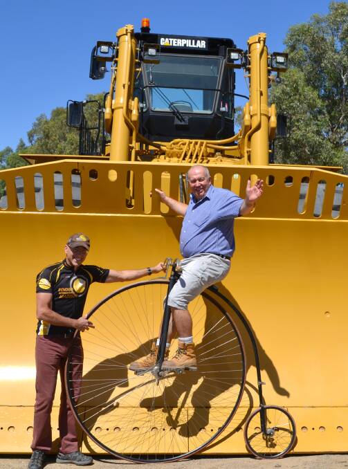 Chris McCormack from the Bendigo International Madison committee and Andy Hoare from Andy's Earthmovers major sponsor of the carnival. Photo: TRENT EVEREST
