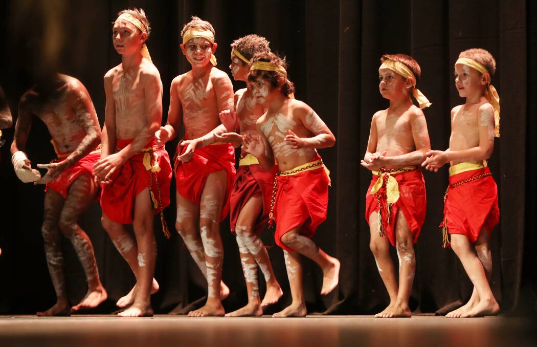 Bendigo Aboriginal Dance Group perform at the opening. Picture: PETER WEAVING