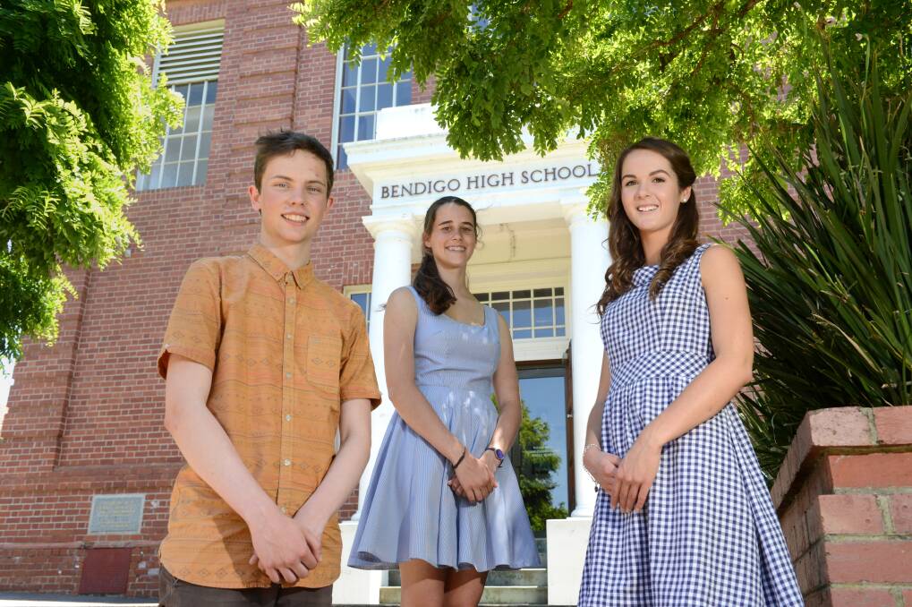 SUCCESS: Bendigo Senior Secondary College high-achievers Eli Ivey, Nina Robertson and Gabrielle Jack. Picture: JIM ALDERSEY
