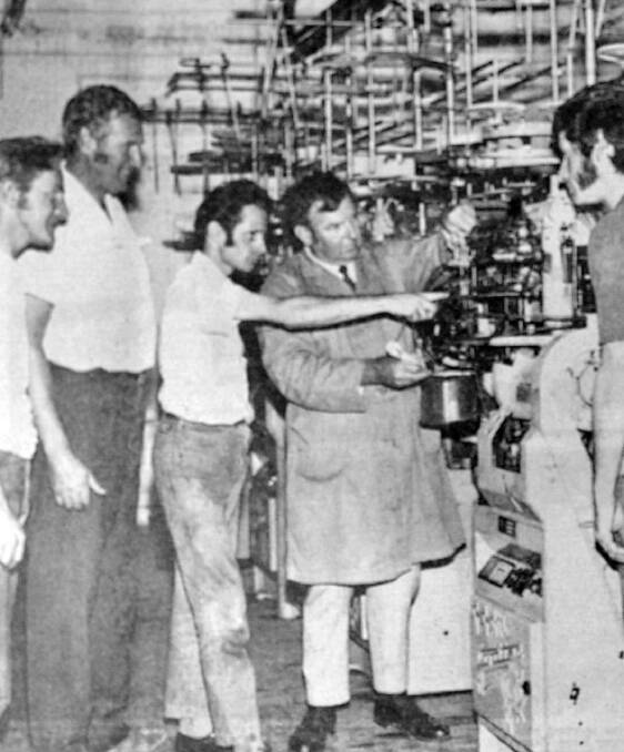 New hosiery machinery in the Hanro building in Hopetoun Street. MD M Lewis, N Howell, C Crandell,  I Simpson and J Smith.

