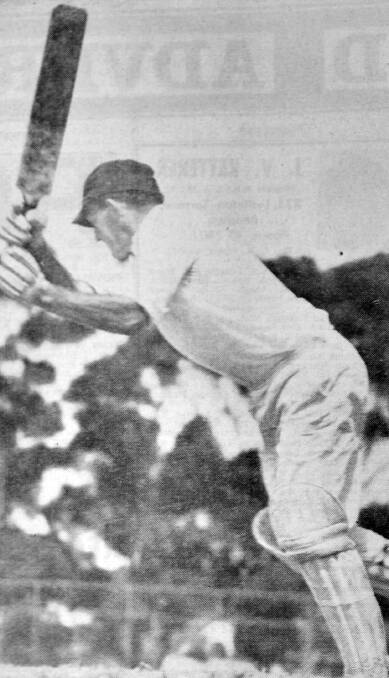 Des Harvey of Ironbark played cricket against Kennington at Ewing Park.
