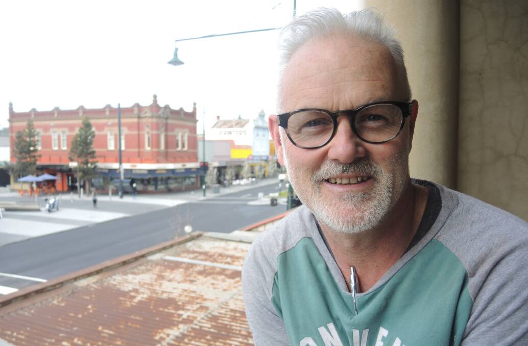 Cafe Au Lait owner Paul Moran is glad to see the end of roadworks on Mitchell Street, Bendigo.