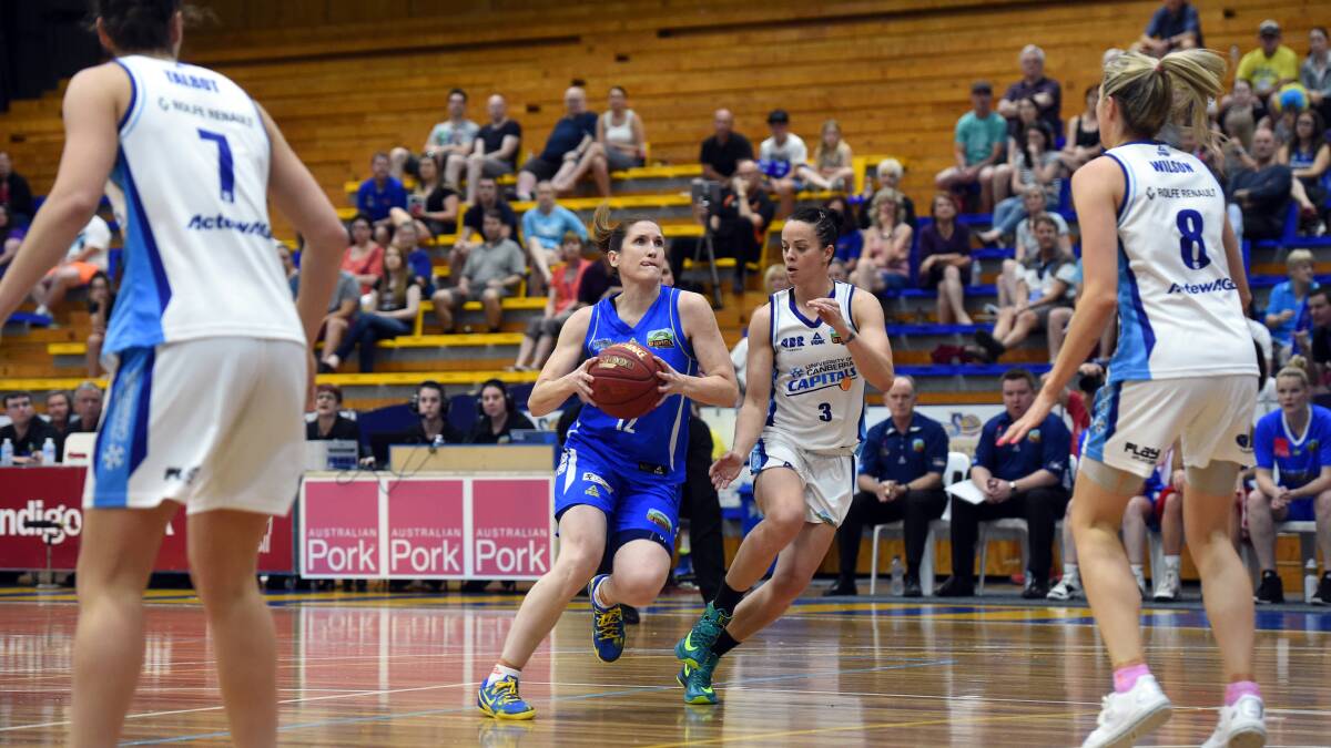 WELCOME ADDITION: Recruit Belinda Snell leads the Bendigo Spirit scoring with 16.3 points per game after three matches.