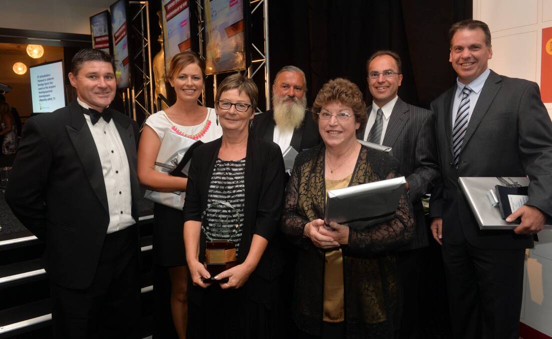 Administrator of the Year award.  From left: Martin Mark (Deputy Chair Sports Focus), Stacey Hartwell, Colleen Rogers, Chris Jolme, Leonie Lang, Brent Yates, Mark Schumann.