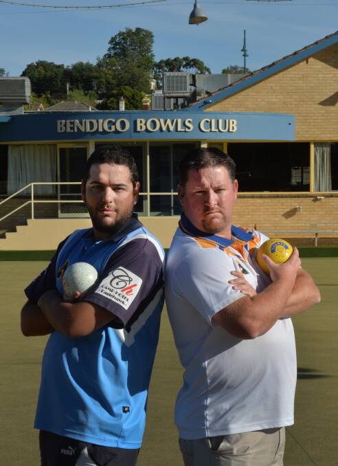 GRAND PRIZE ON LINE: Eaglehawk's Simon Carter and Golden Square's Marc Smith are ready to lock horns in Sunday's Bendigo Bowls Division grand final at Bendigo. Picture: BRENDAN McCARTHY