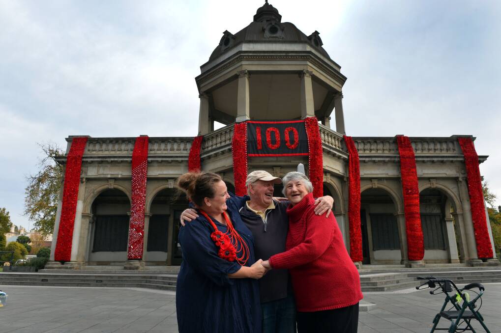 CELEBRATION: Helen Coughlan, Bendigo District RSL president Cliff Richards and Margie Allen at the Soldiers Memorial Institute in Pall Mall, Bendigo. Picture: BRENDAN McCARTHY