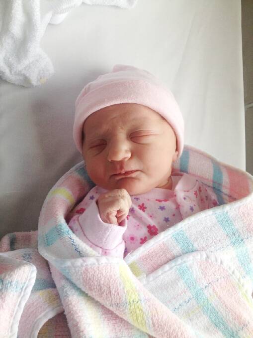 Stacey and Damien Hofton are thrilled to welcome their daughter Ava Grace Hofton to their family. Ava was born on April 4, weighing 3180g. A sister for Layla and Carter.