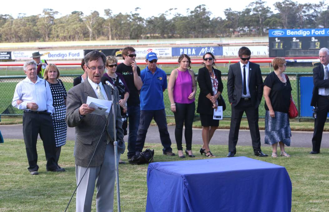 Bendigo Jockey Club's Kevin McGrath with Colin Browell's family. Picture: PETER WEAVING