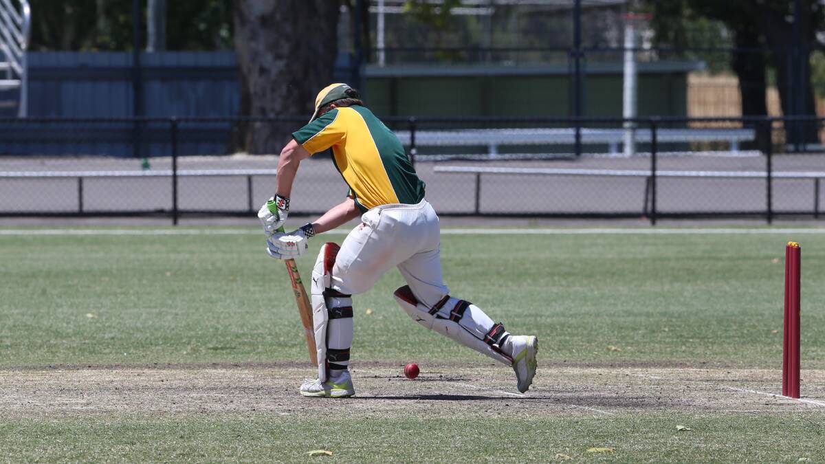 Division one clash between Murray Valley (Batting) and Northern Districts (fielding). Batting: Mark Baker. Picture: PETER WEAVING