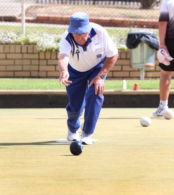 Day two of Country Week Bowls in Bendigo at Eaglehawk Bowling Club. Ron Dye from Geelong Cement Bowling Club. Picture: PETER WEAVING