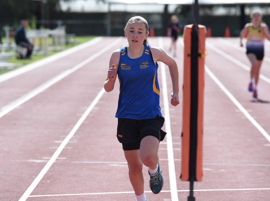 Girls 400m race, Caitlin O'Bryan from Bendigo South East. Picture: JODIE DONNELLAN