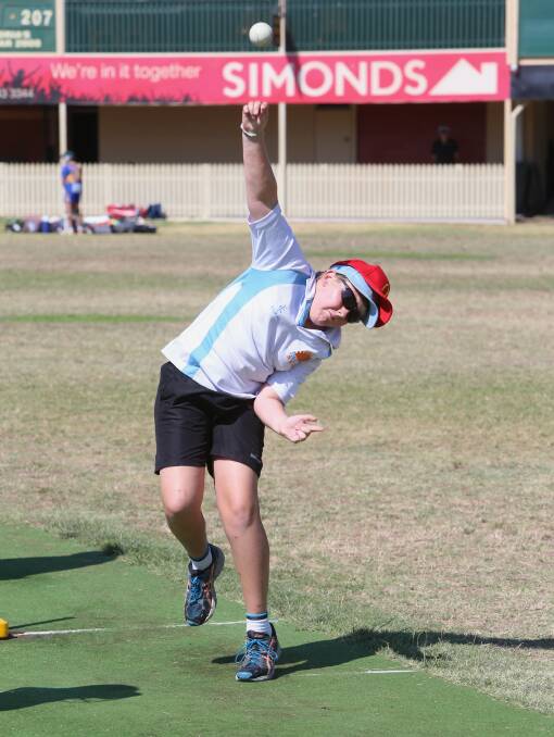 McDonald's Summer Cricket Camp at Ewing Park Bendigo.
Jeremy Robinson bowling. Picture: PETER WEAVING