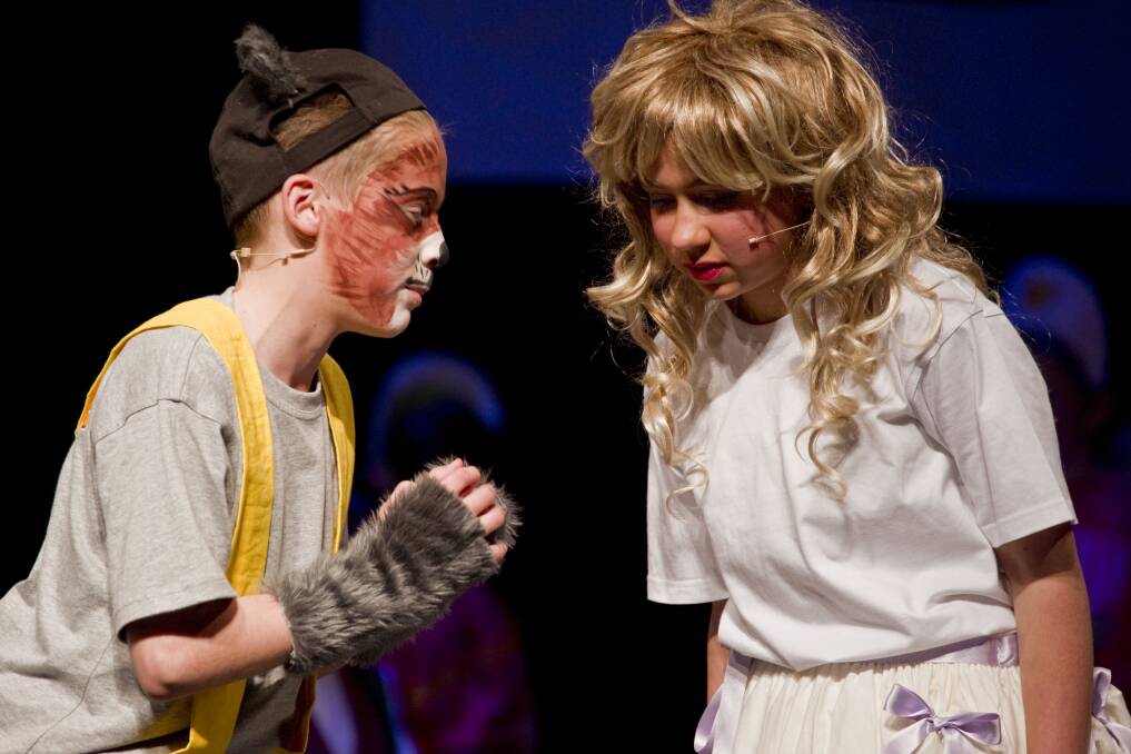 Alex as Baby and Joelle as Goldy. Picture: TRUDI JACOBSON 