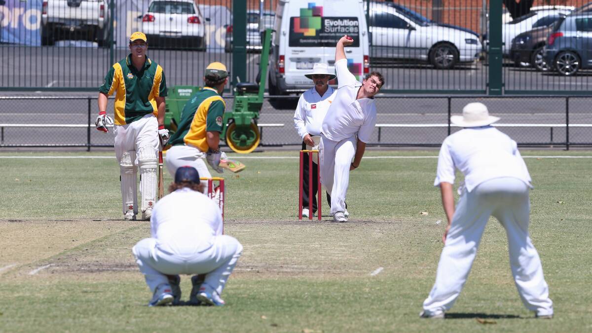 Division one clash between Murray Valley (Batting) and Northern Districts (fielding). 
Bowler: Josh Novoselek. Picture: PETER WEAVING