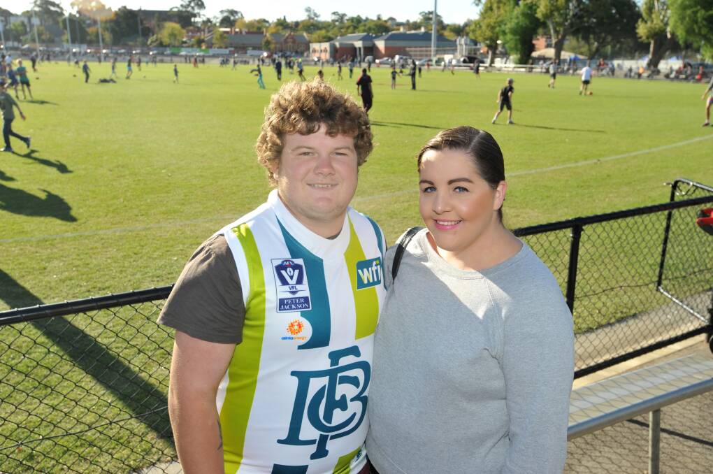 Bendigo Gold V Essendon in the VFL clash at the QEO.
Michael Paynting and Nakia Hemming. Picture: JIM ALDERSEY
