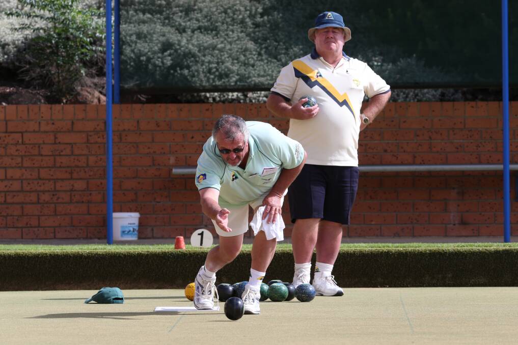 Day two of Country Week Bowls in Bendigo at Eaglehawk Bowling Club. 
Terry Place and John McLean. Picture: PETER WEAVING