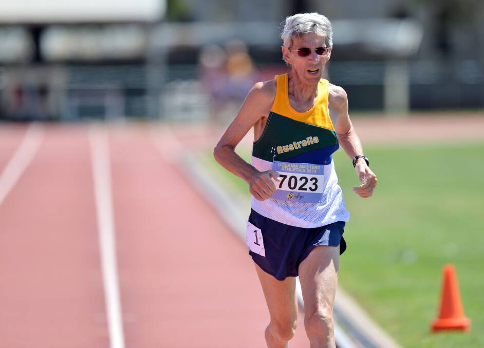Peter Sandery in the 1500m. Picture: BRENDAN McCARTHY