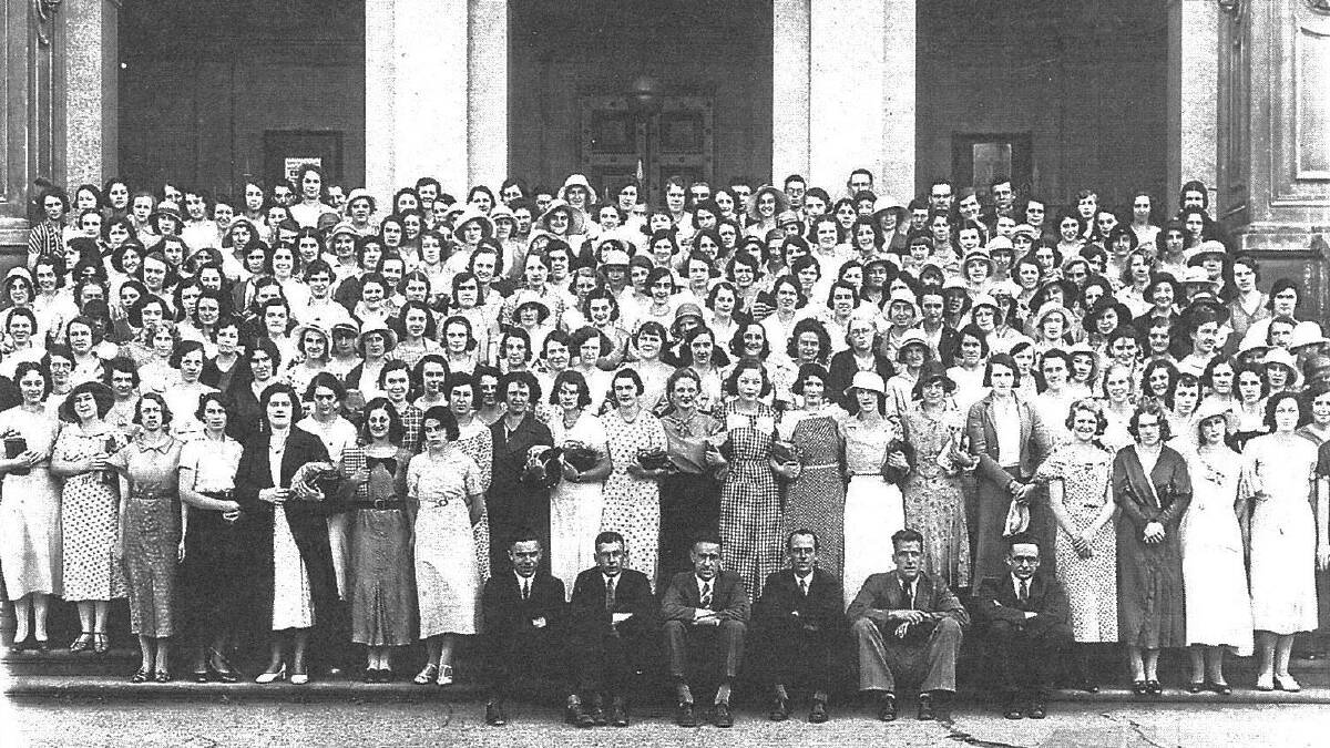 1934 Hanro staff members pose for a photo in front of the Bendigo Courthouse. A reunion for all Hanro employees is being held on August 6 at the Foundry Arms at noon for a 12.30 start. Please contact David Skidmore for details on 4433 8440.