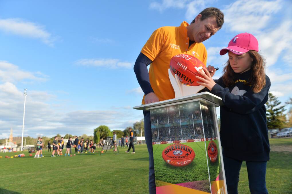 Yesterday's Telstra On The Ball Footy Tour in Bendigo. Picture: BRENDAN McCARTHY