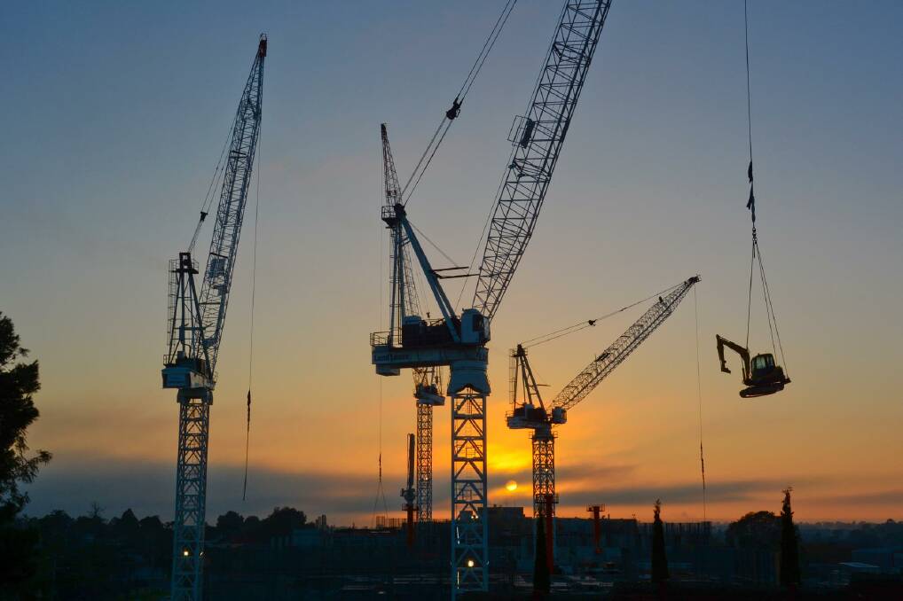 Noni Hyett: I love spirographs! - Cranes and an excavator. Picture taken at the construction site of the new Bendigo Hospital at sunrise. 03.07.2014
