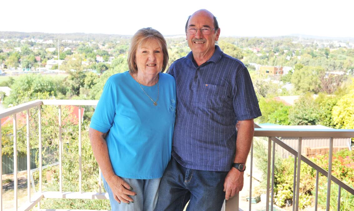 Alan and Christine Uren celebrate 50th wedding anniversary