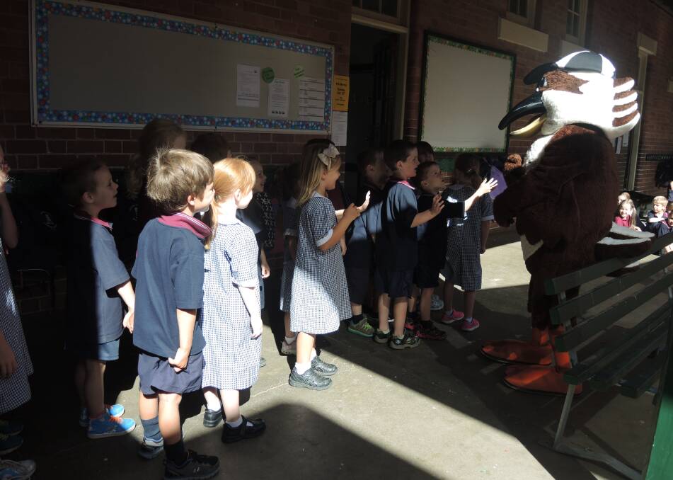 Kooka visits Quarry Hill Primary School: Pictures