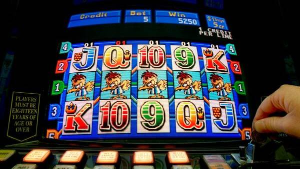 Council report opposes extra pokies at Shamrock 