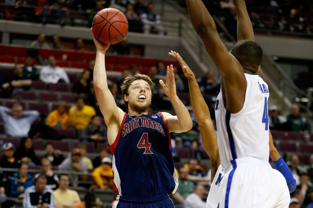 Delly's jump hook against Memphis in his final game for the Gaels in 2013.