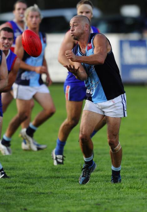 HOMECOMING: Damien Lock in action for Eaglehawk in 2010.