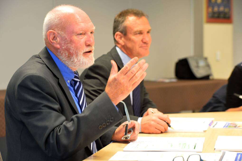 Mayor Peter Cox and chief executive Craig Niemann explain the 2015-16 draft Budget. Picture: BRENDAN McCARTHY